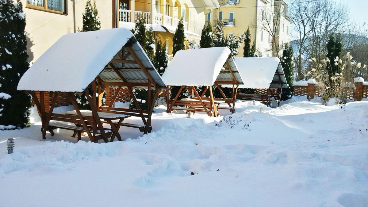 Edelweiss Hotell Poljana Exteriör bild