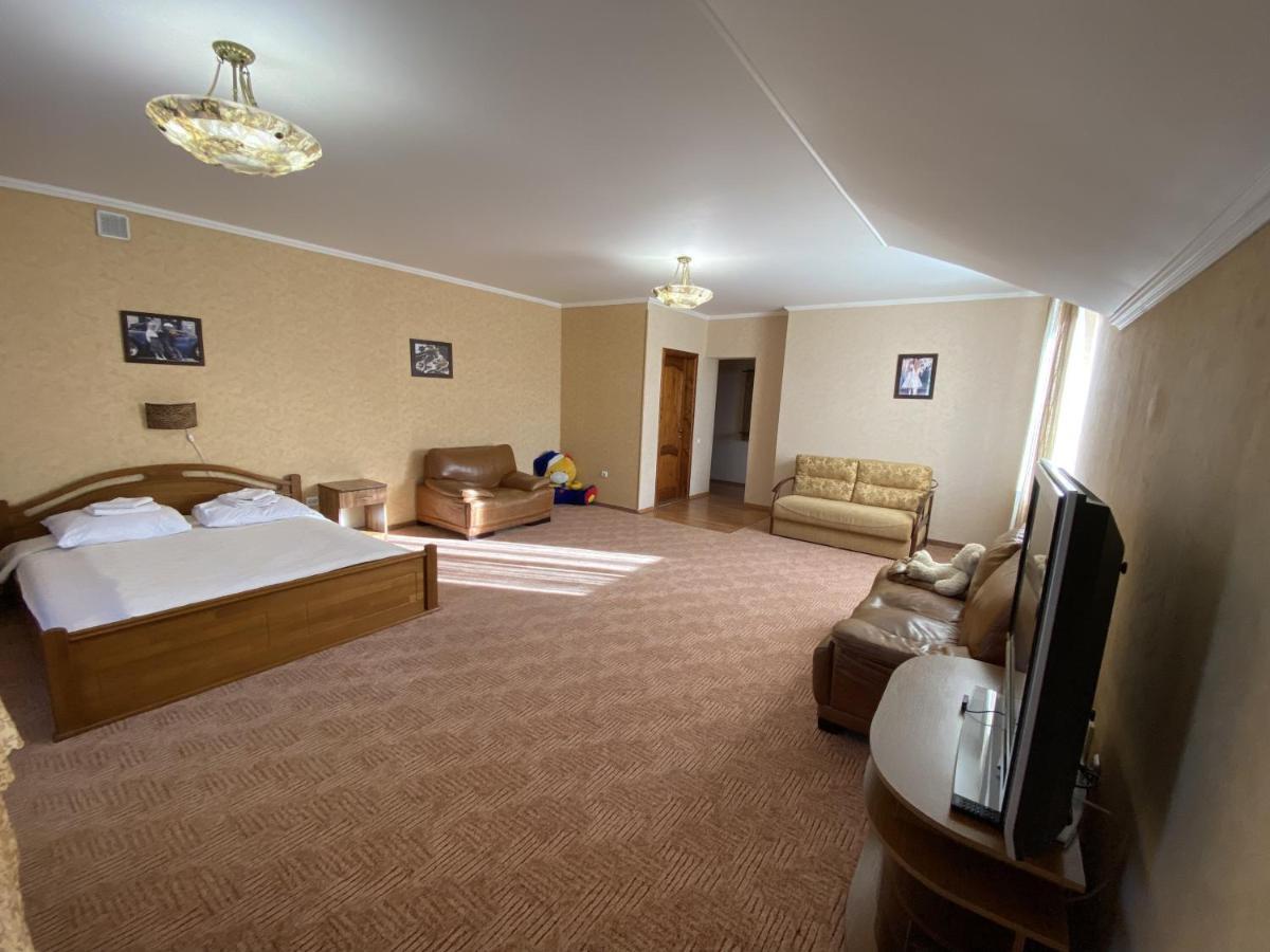 Edelweiss Hotell Poljana Exteriör bild