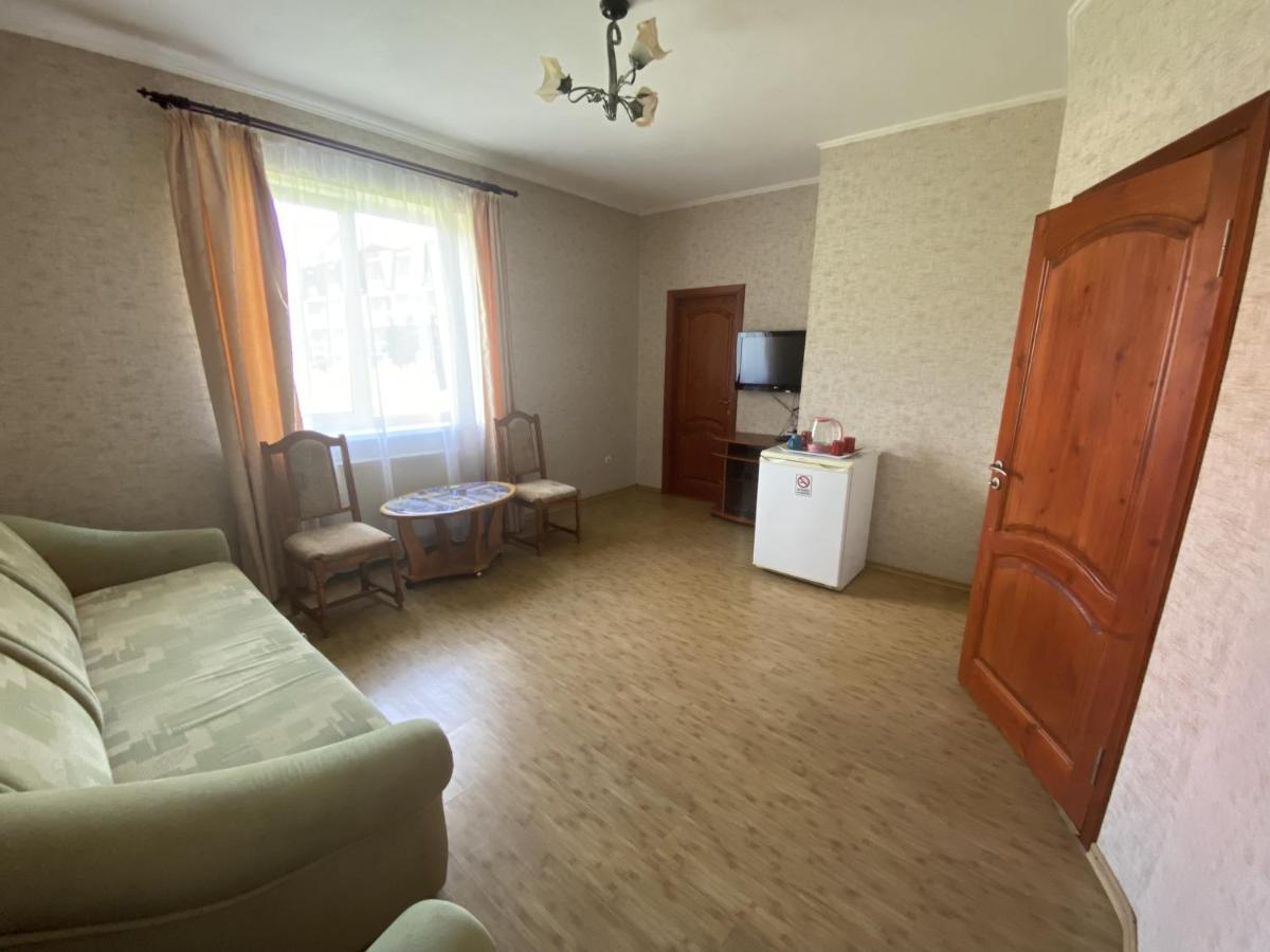 Edelweiss Hotell Poljana Exteriör bild