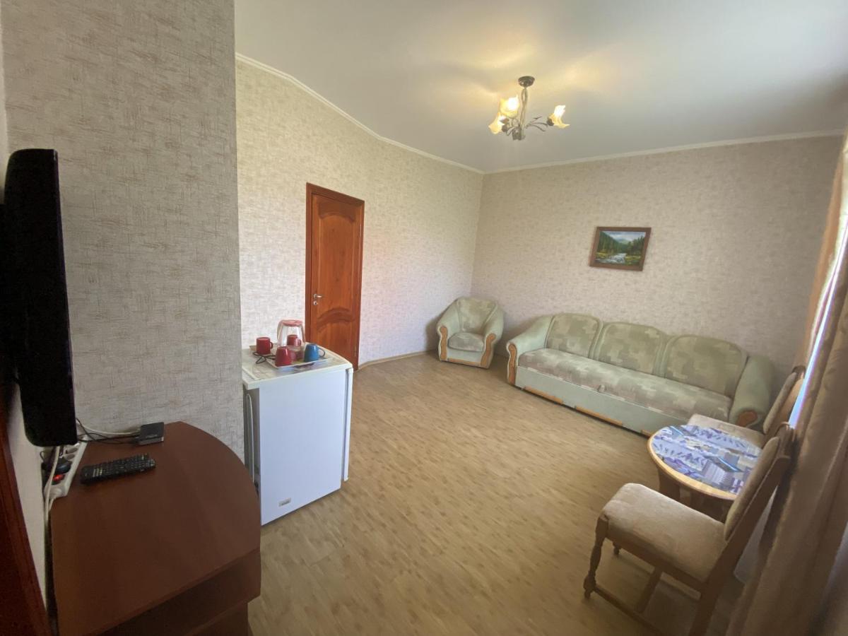 Edelweiss Hotell Poljana Exteriör bild